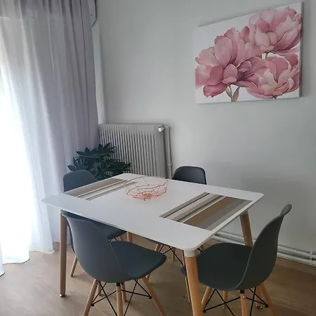 μοντέρνο στη アパート